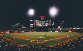 海星体育官网-德甲夜战风云！斯图加特主场誓保不败金身冲欧冠 霍芬海姆携进攻利刃客场硬刚