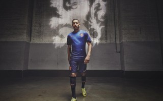 海星体育网址-美记透露埃迪头部伤势未愈 今晚对阵掘金登场机会渺茫