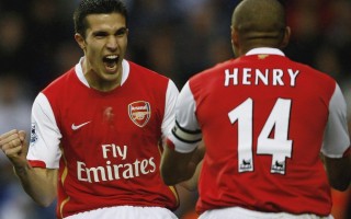 海星体育-意外！鲁能王牌中卫洛佩斯即将离队，曾被视为救星却梦碎中超