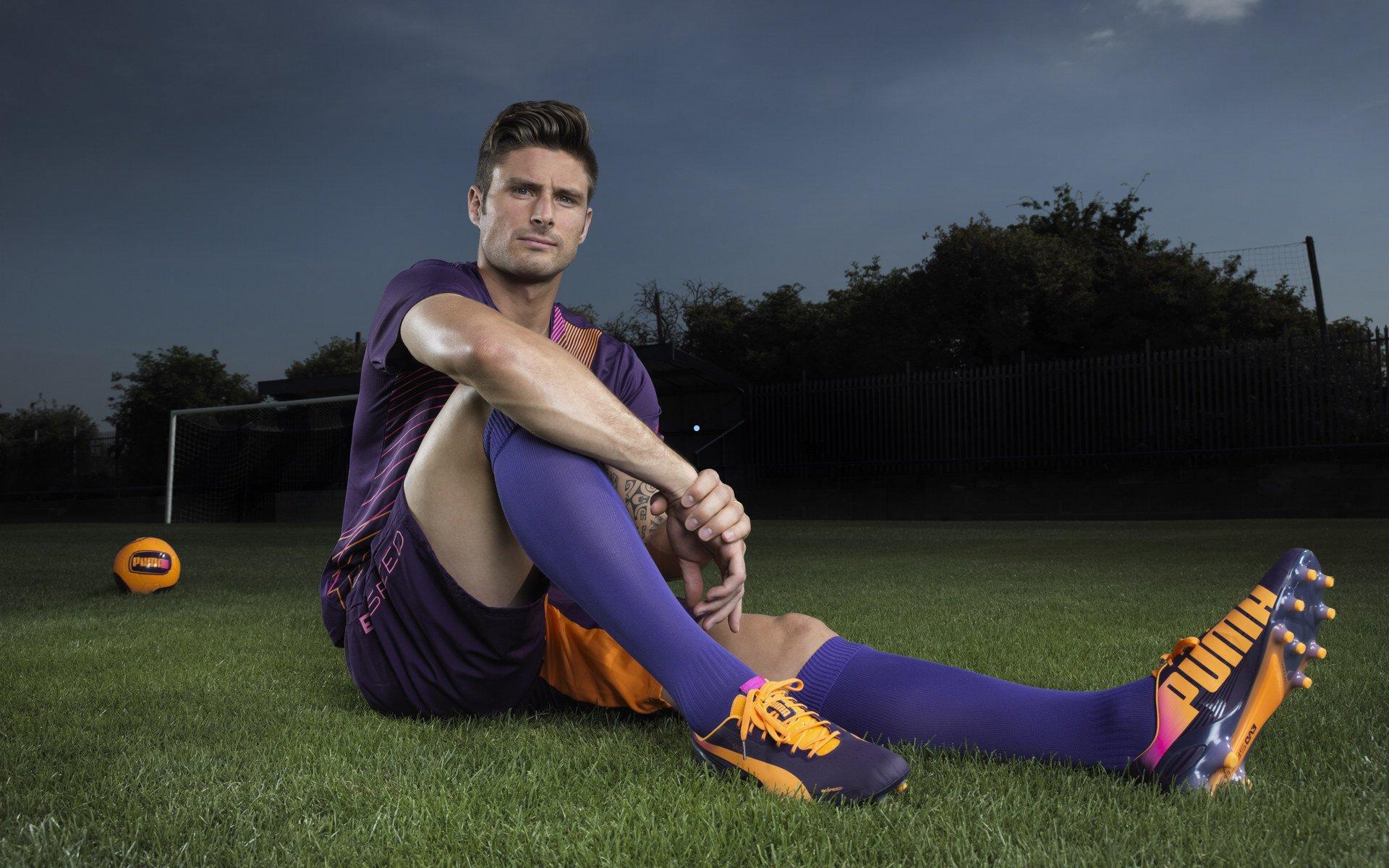 海星体育app下载|拜仁慕尼黑酝酿中场变革，考虑回购身体怪兽阿塞科替代格雷茨卡-第3张图片-海星体育-全球体育赛事直播与实时比分平台